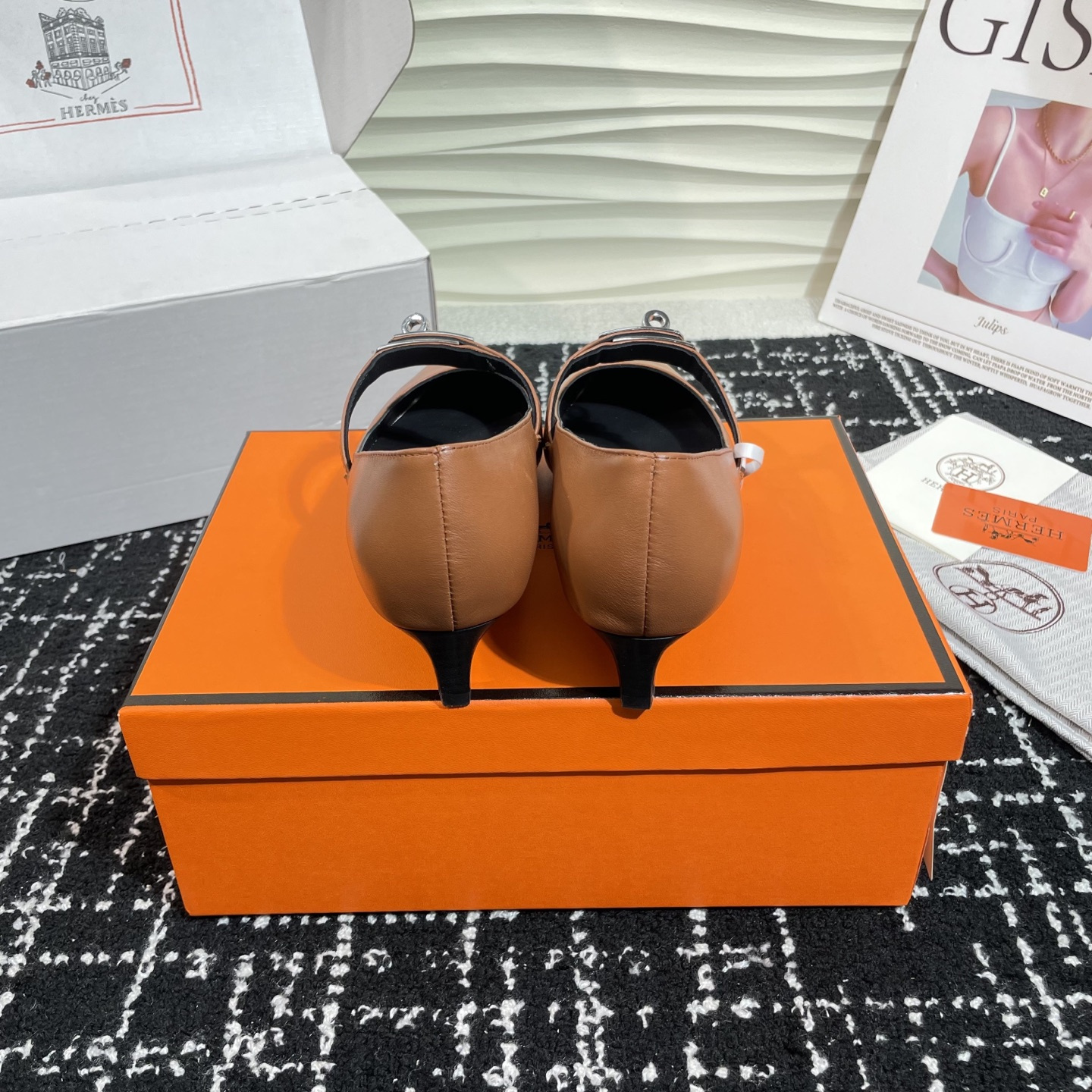 高仿Hermes*Kelly系列H251007Z04小牛皮高踭鞋棕色4CM免檢版
