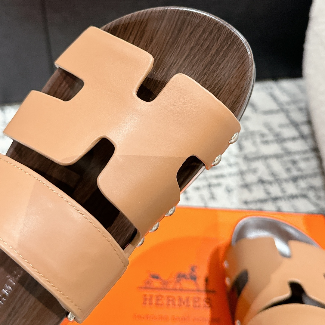 高仿Hermes*Kos系列H251012ZA3厚底木質拖鞋棕色4CM免檢版