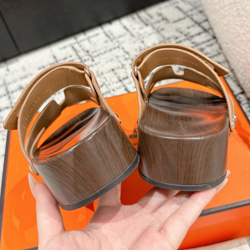 高仿Hermes*Kos系列H251012ZA3厚底木質拖鞋棕色4CM免檢版