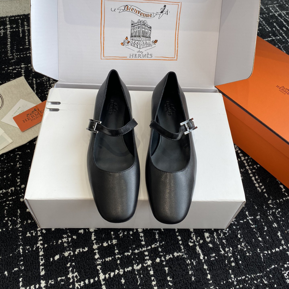 高仿Hermes*H242047Z02山羊皮瑪麗珍鞋黑色免檢版