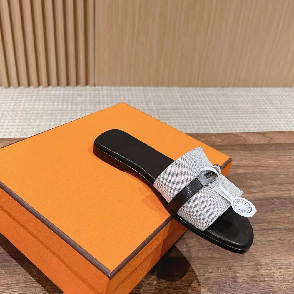 高仿Hermes*H241888ZH78經典一字拖鞋灰色免檢版