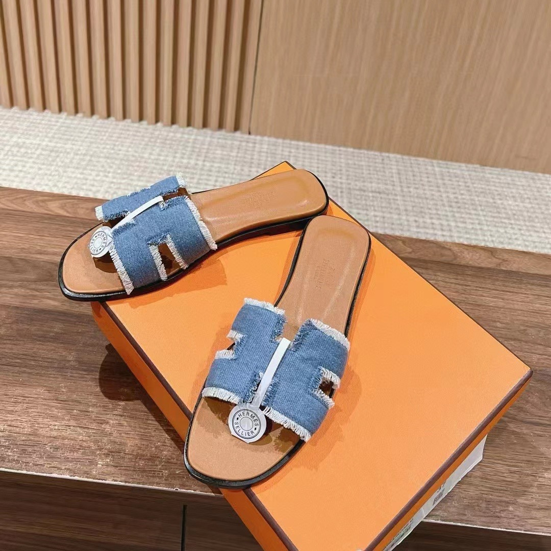 高仿Hermes*H241060ZCB經典H拖鞋淺藍色免檢版