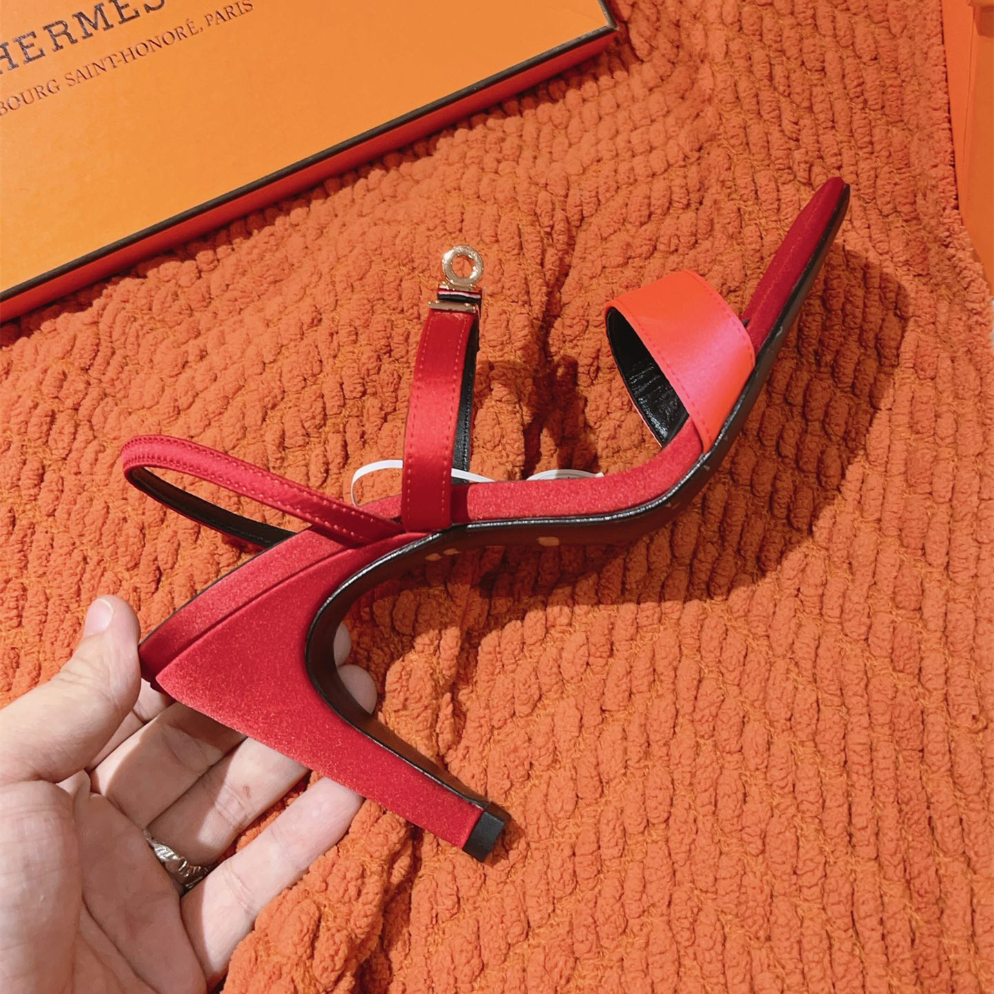 高仿Hermes*H232134Z75露趾細踭涼鞋酒紅9.5CM免檢版