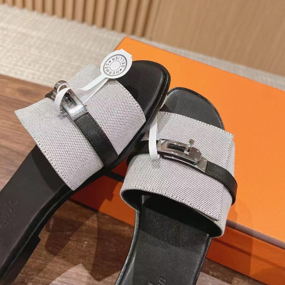 高仿Hermes*H241888ZH78經典一字拖鞋灰色免檢版