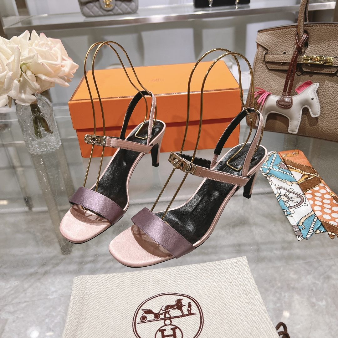 高仿Hermes*H232133Z9J露趾細踭涼鞋淺粉9.5CM免檢版