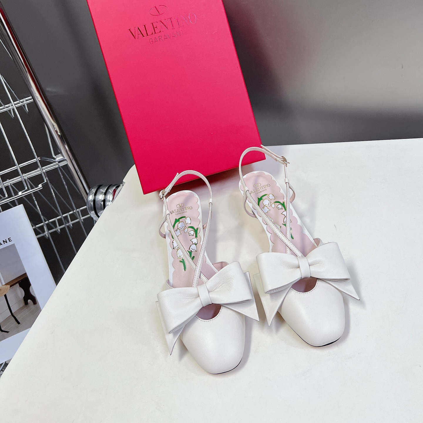 高仿Valentino*WS0LB6C蝴蝶結塔扣涼鞋白色4.5CM免檢版