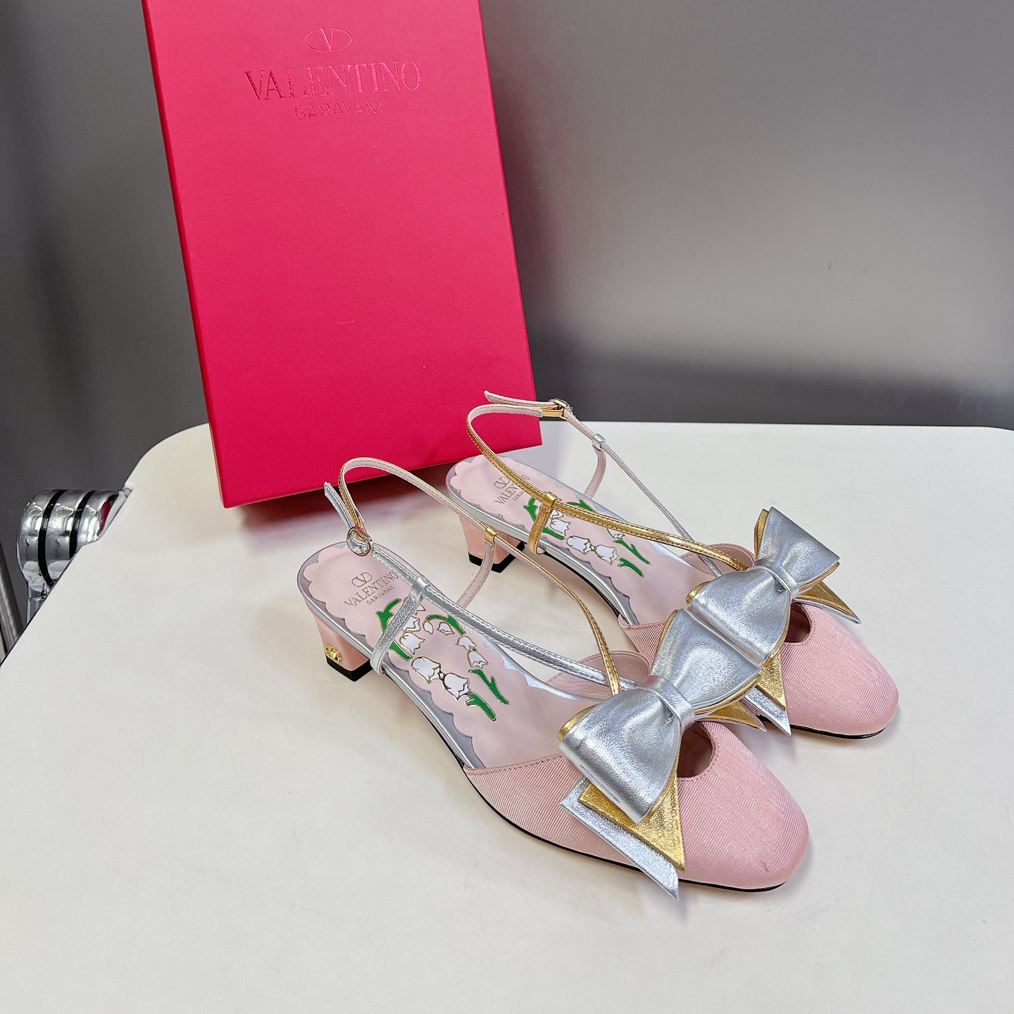 高仿Valentino*WS0LB6Q蝴蝶結塔扣涼鞋粉金4.5CM免檢版