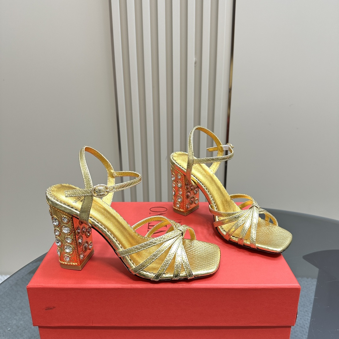 高仿Valentino*6W2S0LK水鑽高踭鞋金色9CM免檢版