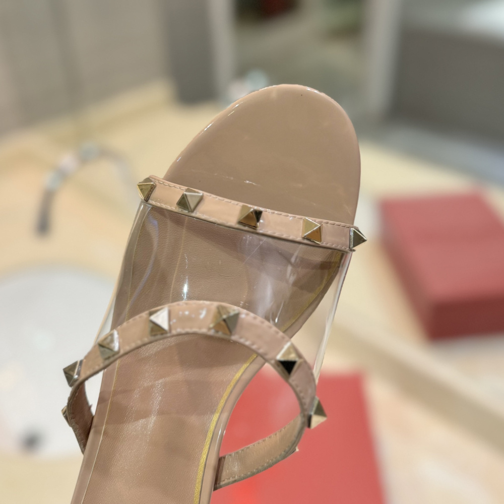 高仿Valentino*2W0S0GN鉚釘水晶踭涼鞋膚色膠片4.5CM免檢版