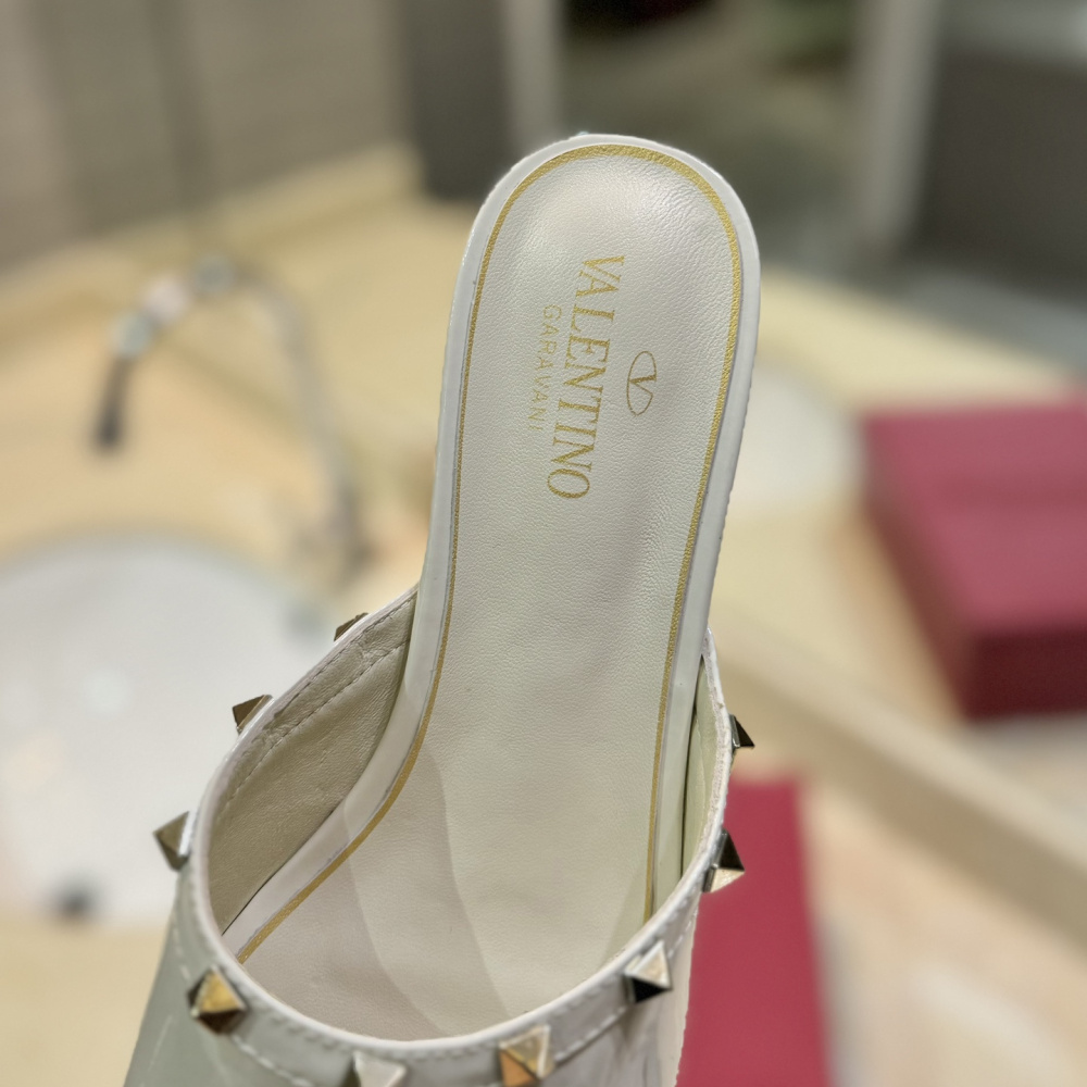 高仿Valentino*2W0S0GQ鉚釘水晶踭涼鞋白色4.5CM免檢版