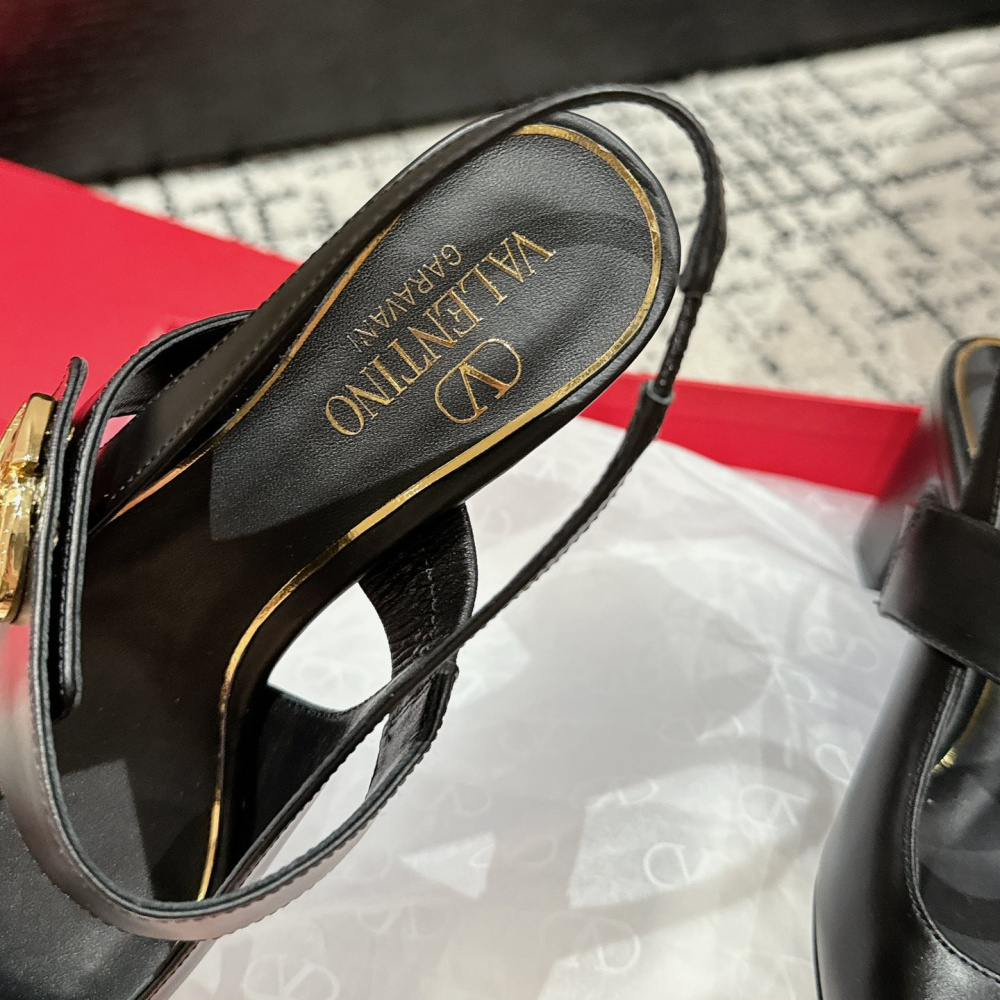 高仿Valentino*5W2S0JP方頭露跟單鞋黑色6CM免檢版
