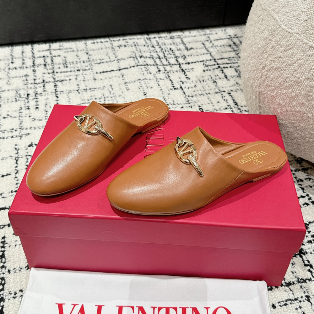高仿Valentino*4W2S0IR簡約包頭拖鞋小牛皮棕色免檢版