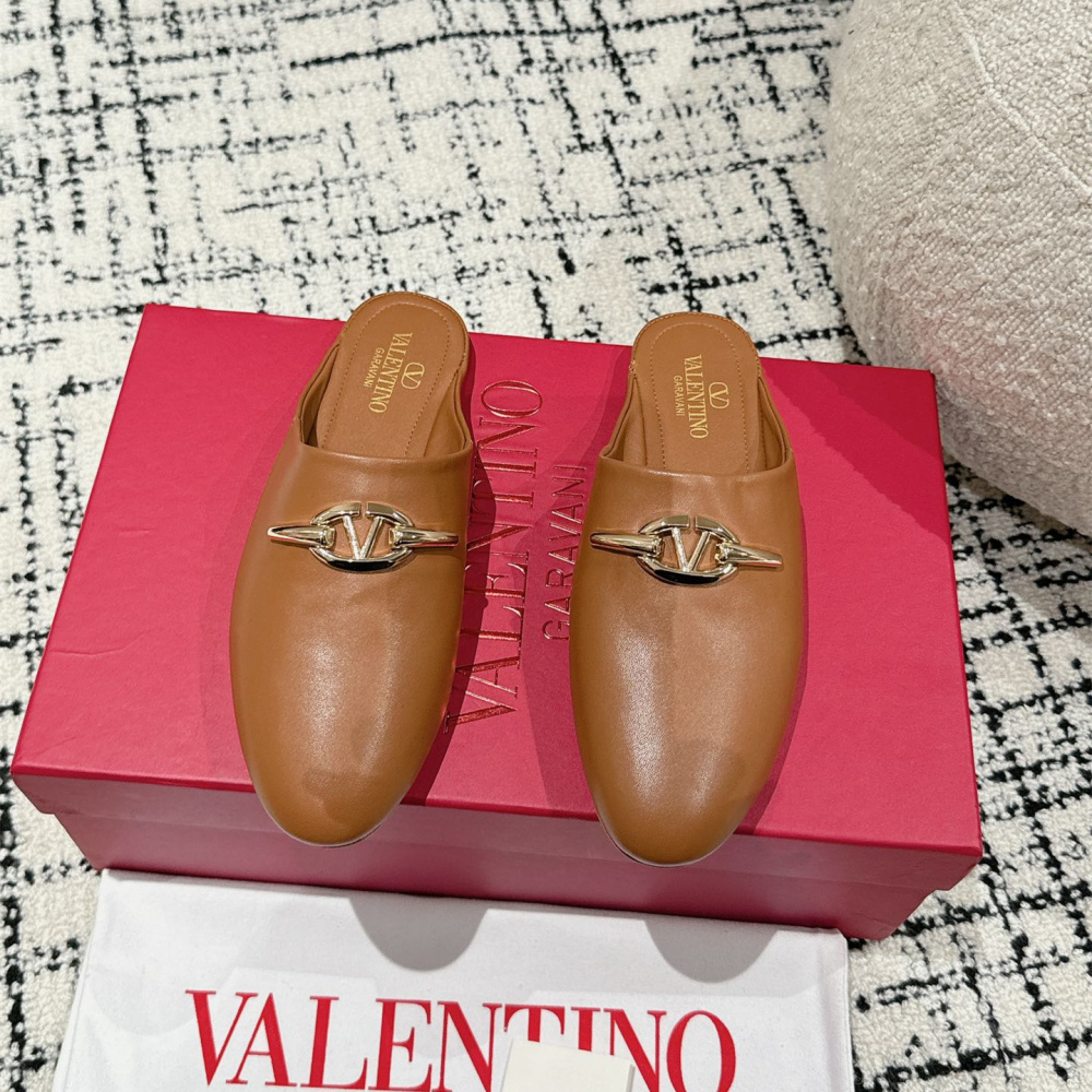 高仿Valentino*4W2S0IR簡約包頭拖鞋小牛皮棕色免檢版