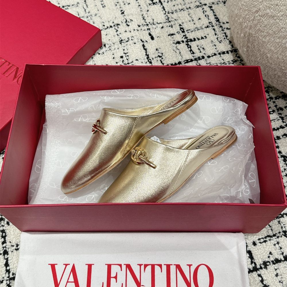 高仿Valentino*4W2S0IW簡約包頭拖鞋漆皮金色免檢版