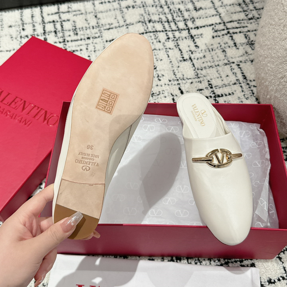 高仿Valentino*4W2S0IT簡約包頭拖鞋小牛皮白色免檢版