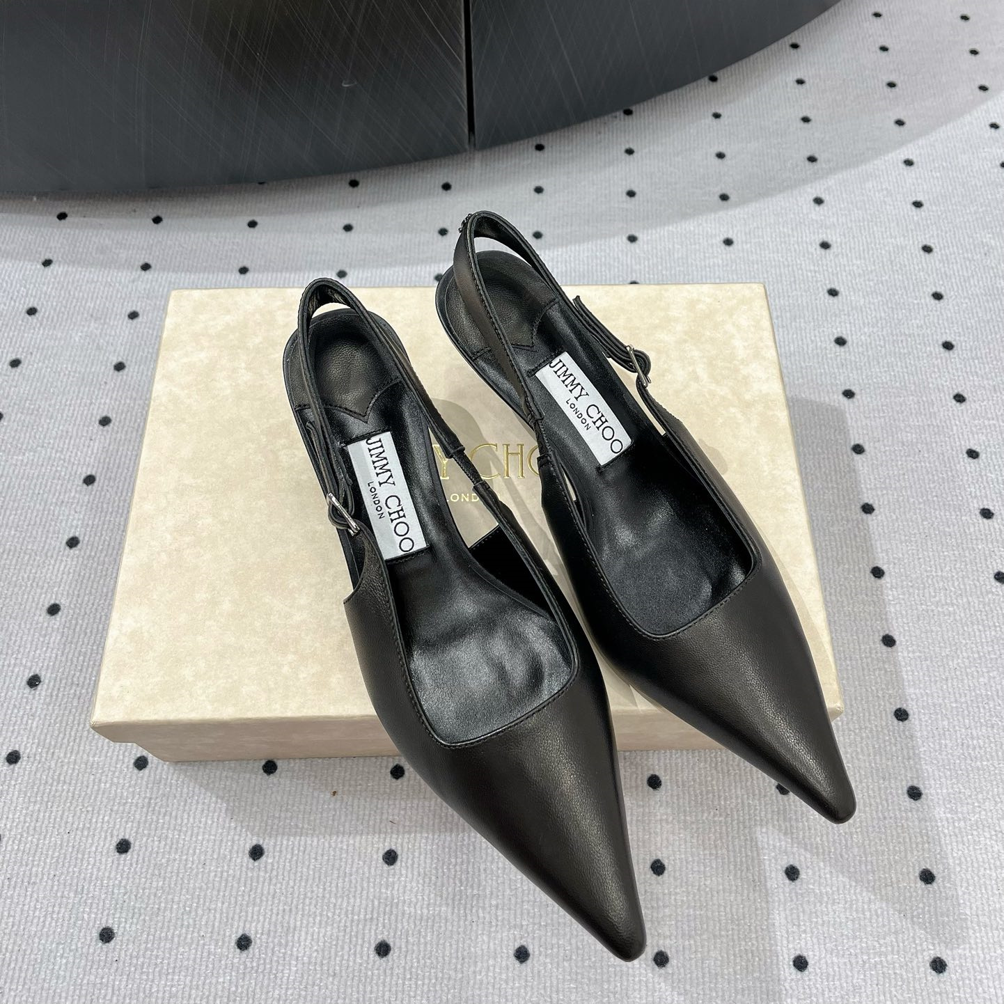 高仿JimmyChoo*AMEL52N尖頭塔扣高踭鞋黑色4.5CM免檢版