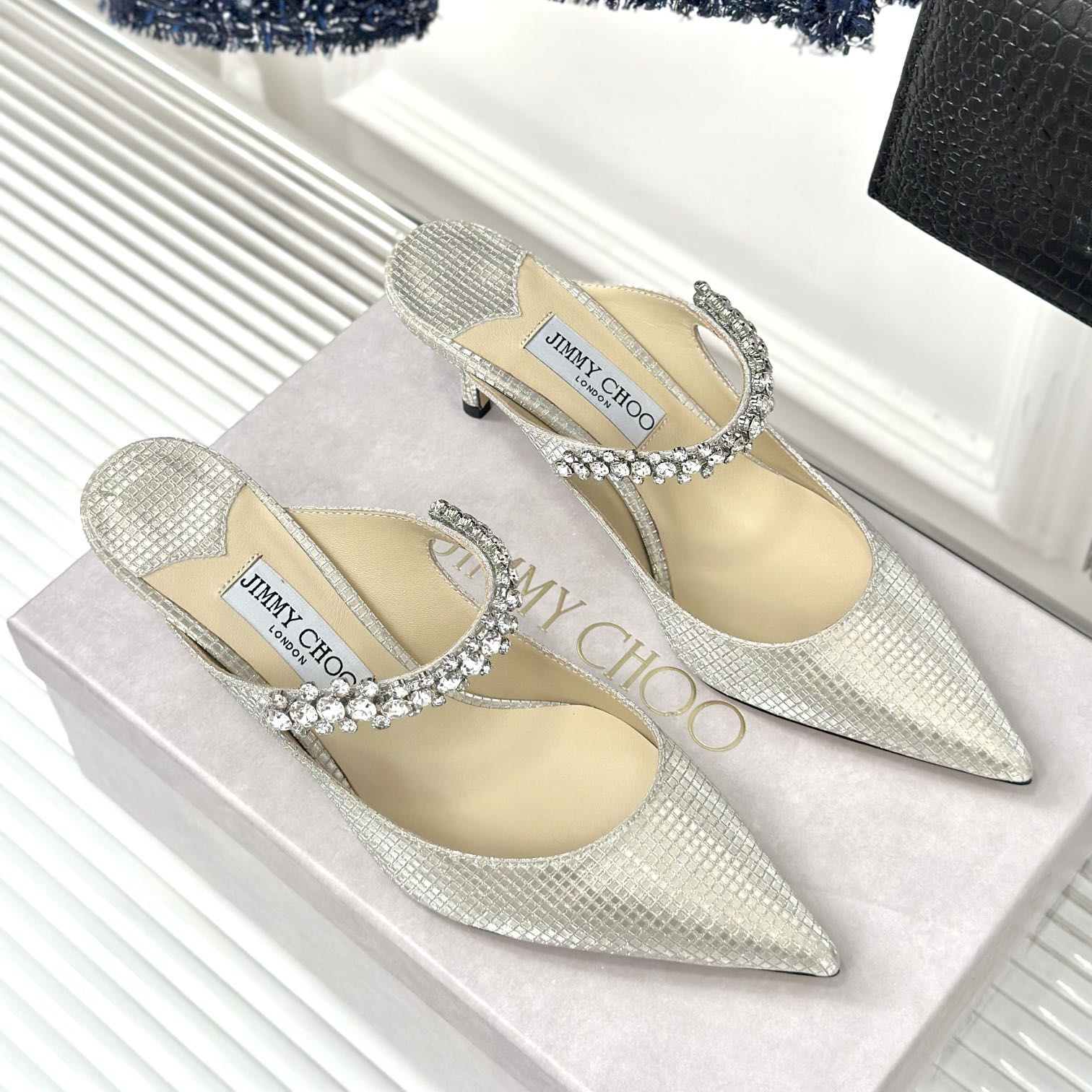 高仿JimmyChoo*BING62T水晶鑲嵌涼拖裸色6.5CM免檢版