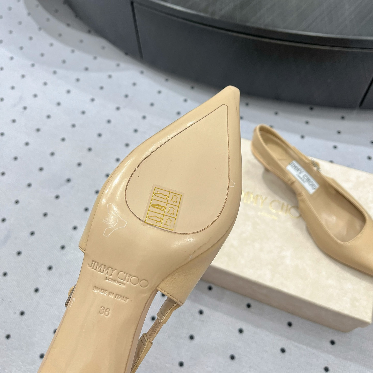 高仿JimmyChoo*AMEL50N尖頭塔扣高踭鞋膚色4.5CM免檢版
