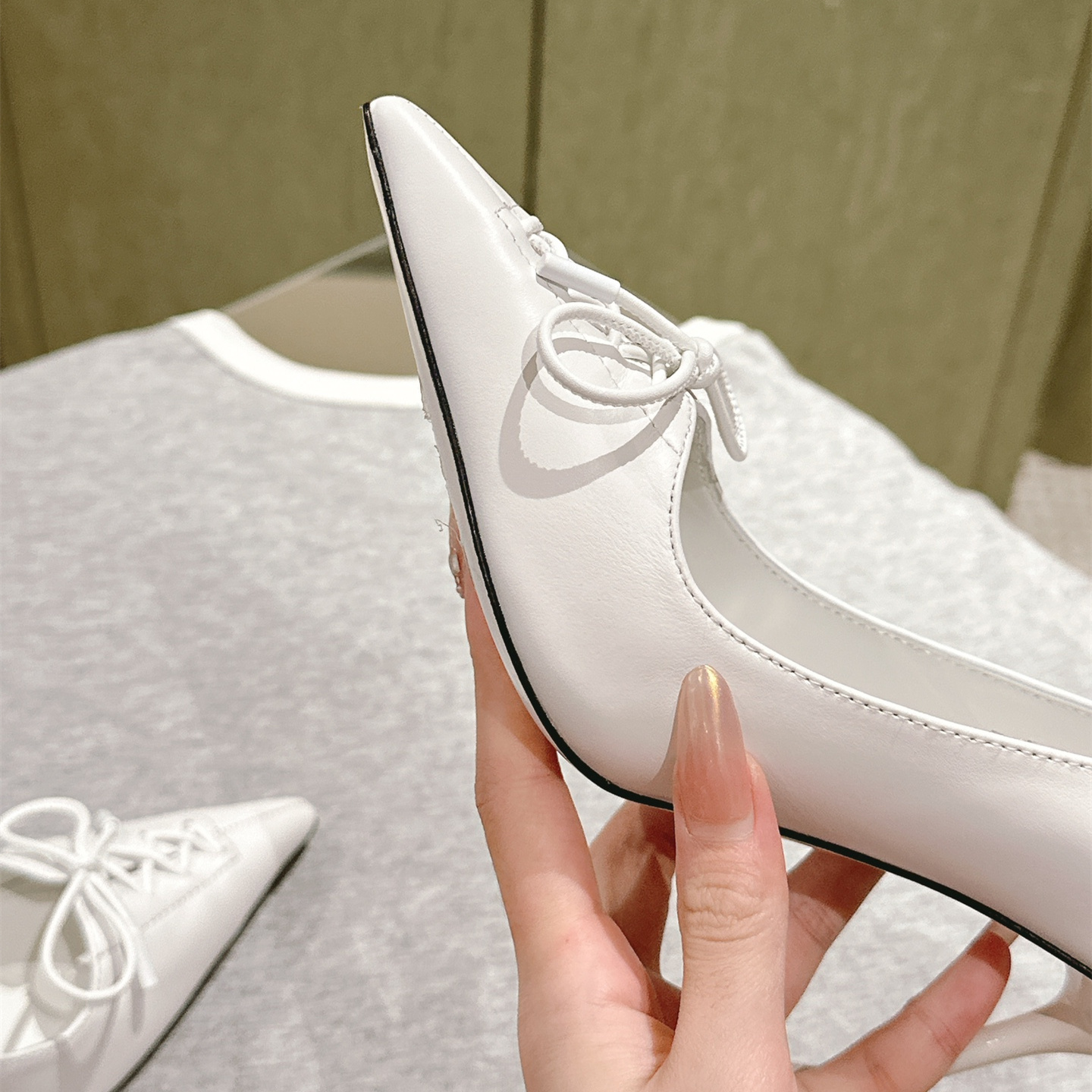 高仿JimmyChoo*SCARLE2尖頭蝴蝶結高踭鞋白色9CM免檢版