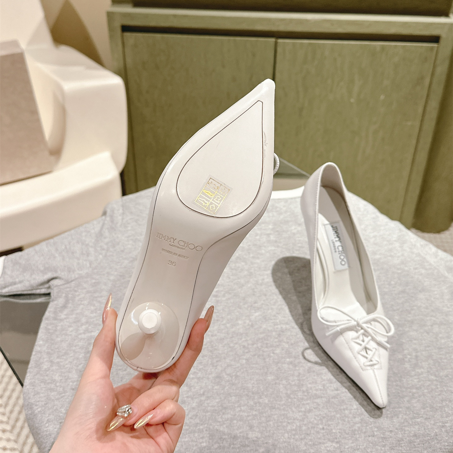 高仿JimmyChoo*SCARLE2尖頭蝴蝶結高踭鞋白色9CM免檢版