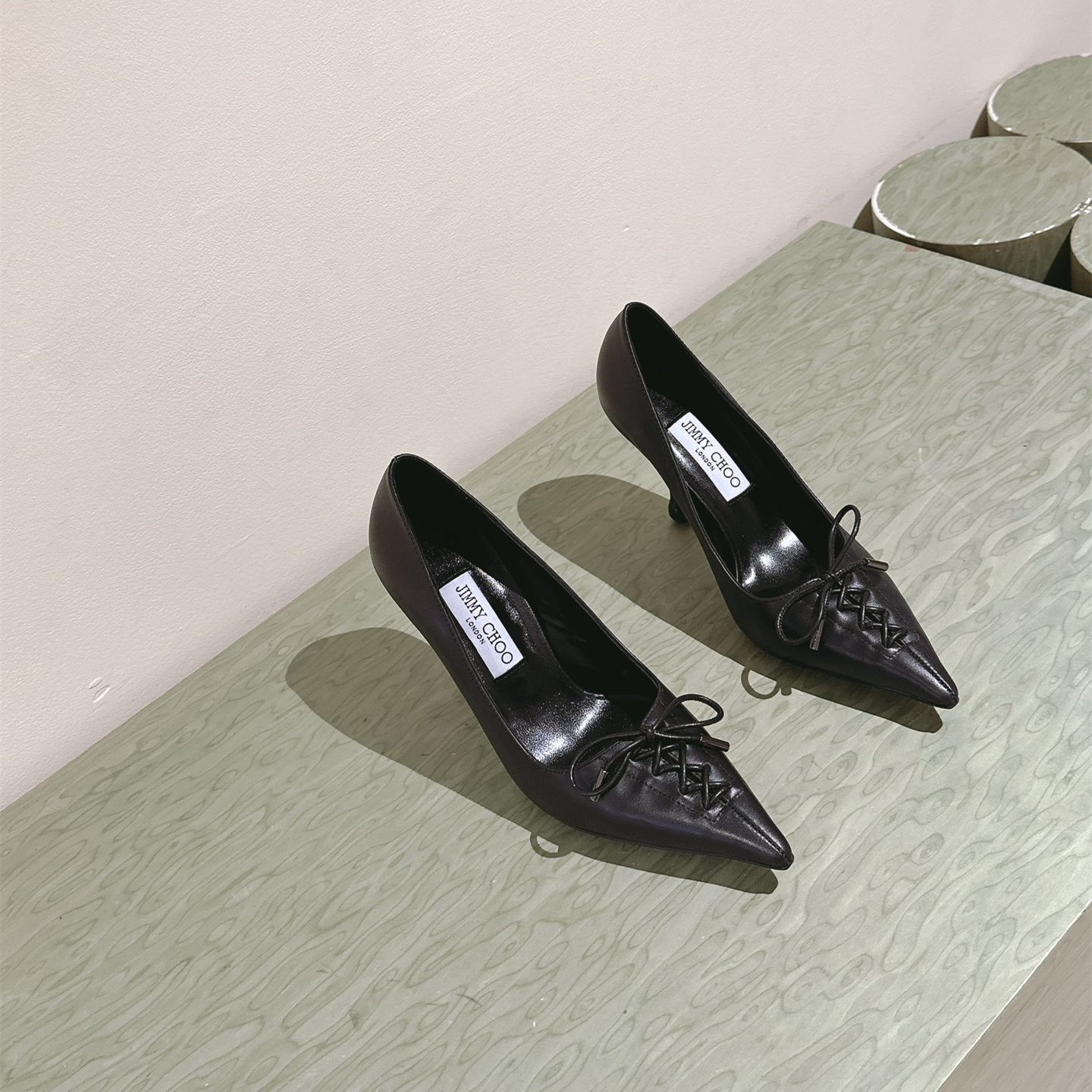 高仿JimmyChoo*SCARLE1尖頭蝴蝶結高踭鞋黑色9CM免檢版