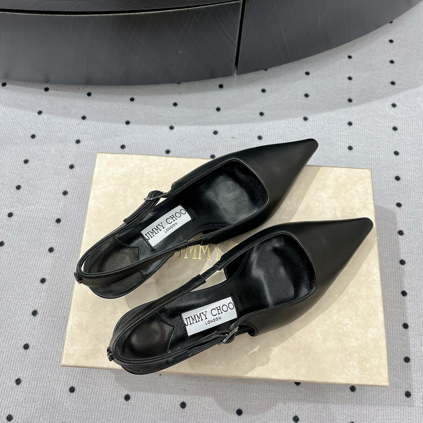 高仿JimmyChoo*AMEL52N尖頭塔扣高踭鞋黑色4.5CM免檢版