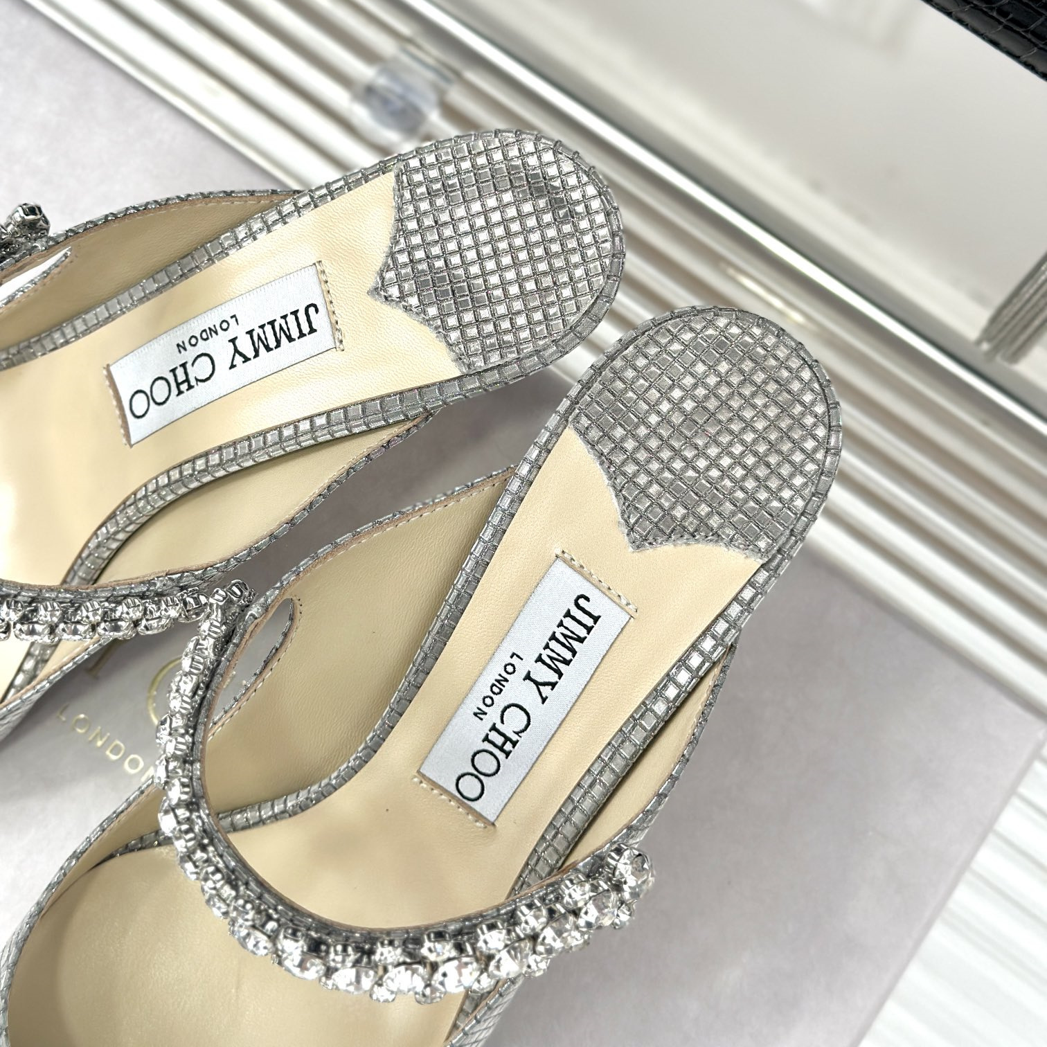 高仿JimmyChoo*BING65T水晶鑲嵌涼拖銀色6.5CM免檢版
