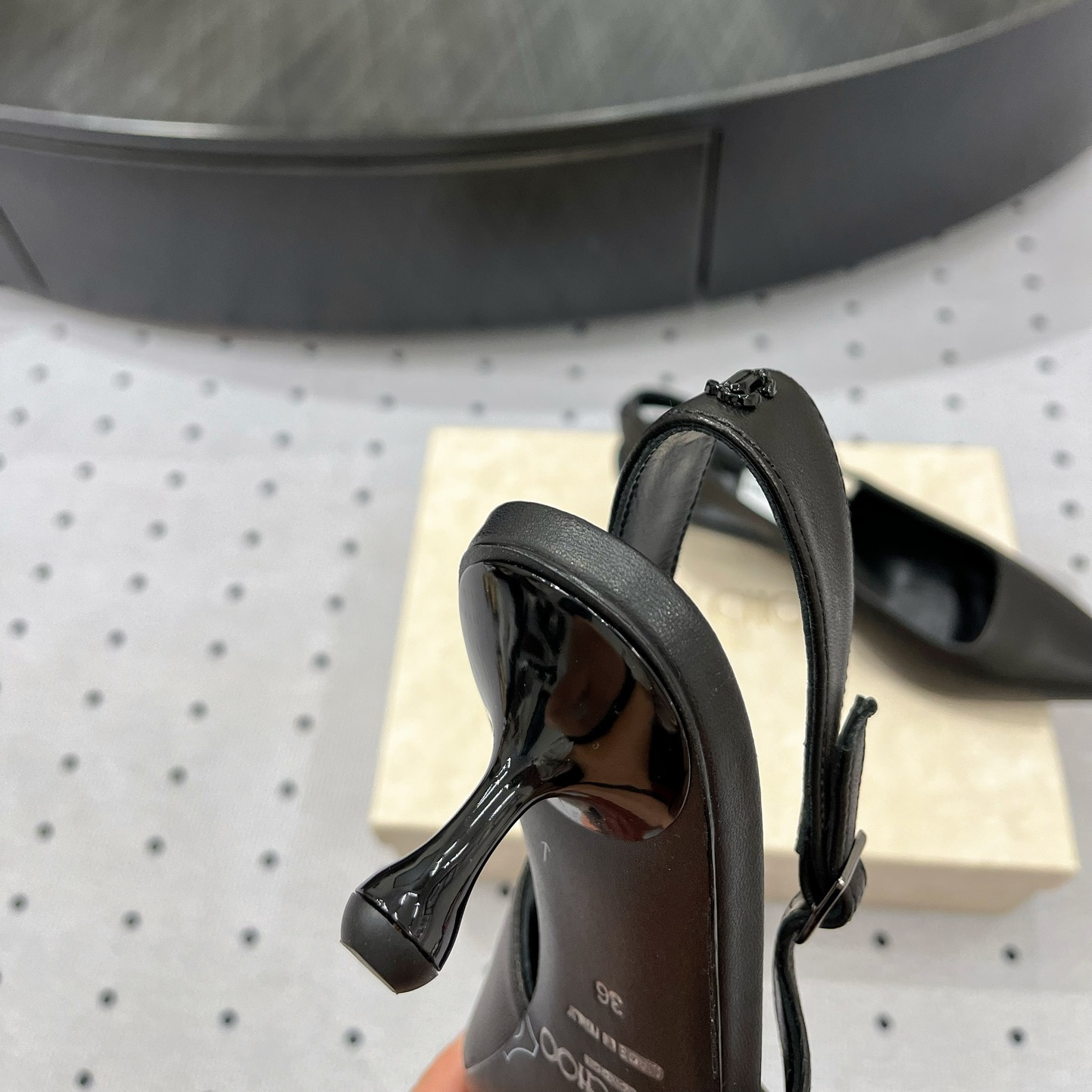 高仿JimmyChoo*AMEL52N尖頭塔扣高踭鞋黑色4.5CM免檢版