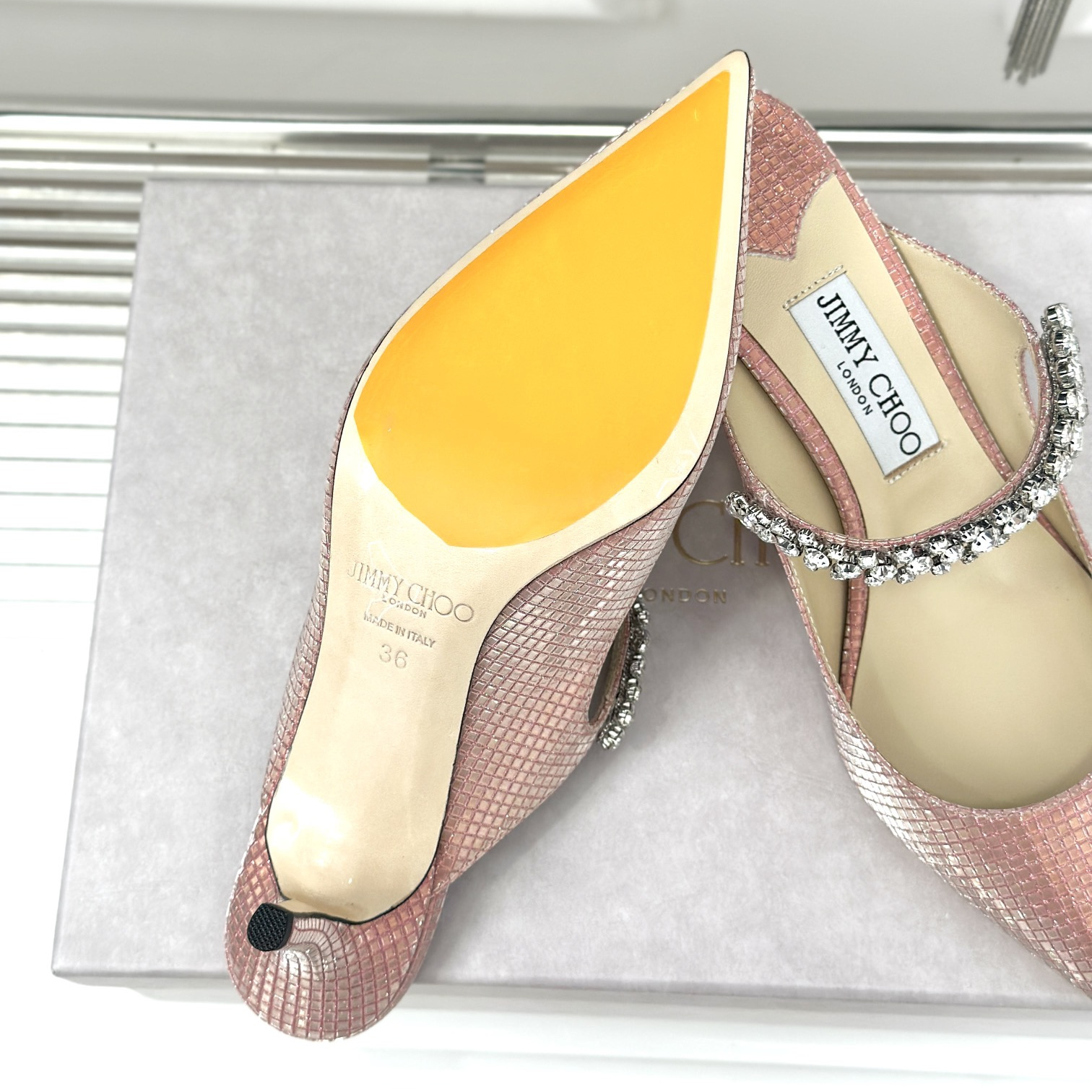 高仿JimmyChoo*BING64T水晶鑲嵌涼拖粉色6.5CM免檢版
