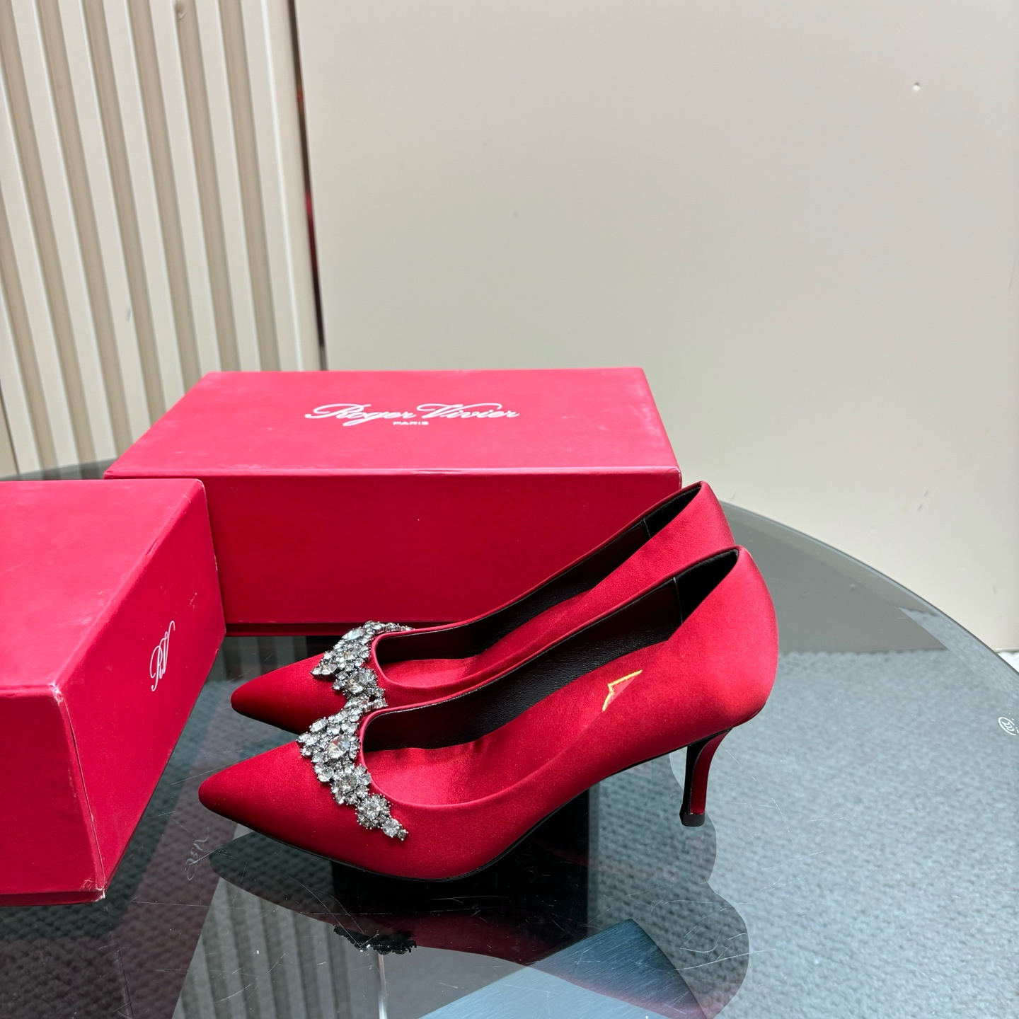 高仿RogerVivier*RVW5025水鑽尖頭高踭鞋紅色8.5CM免檢版