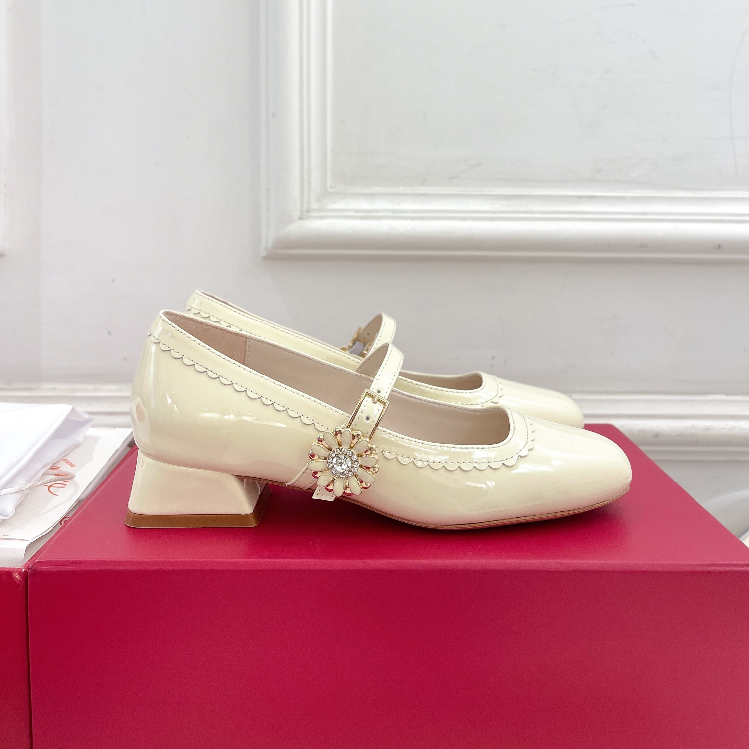 高仿RogerVivier*RVW5406瑪麗珍鞋白色3CM免檢版