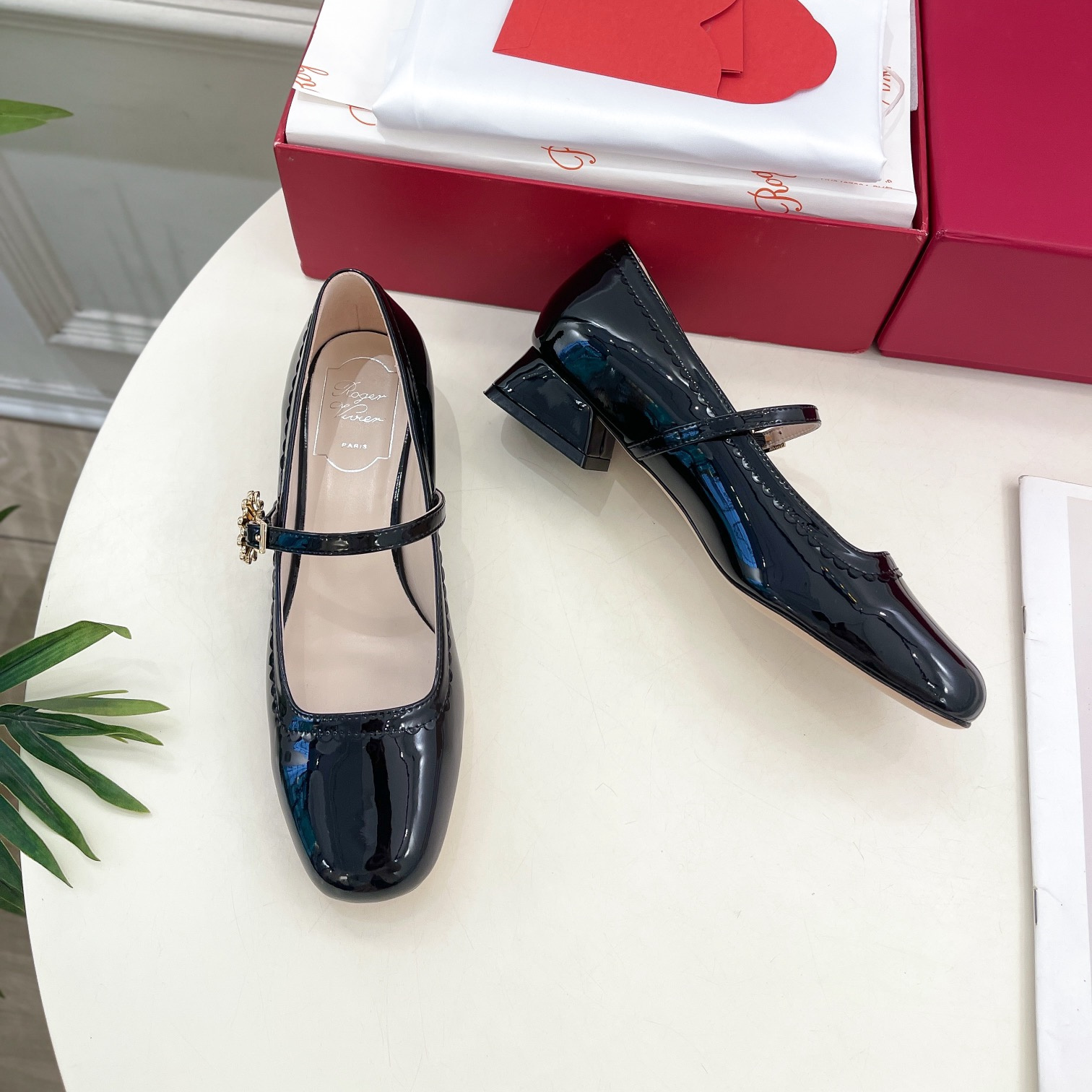 高仿RogerVivier*RVW5407瑪麗珍鞋黑色3CM免檢版