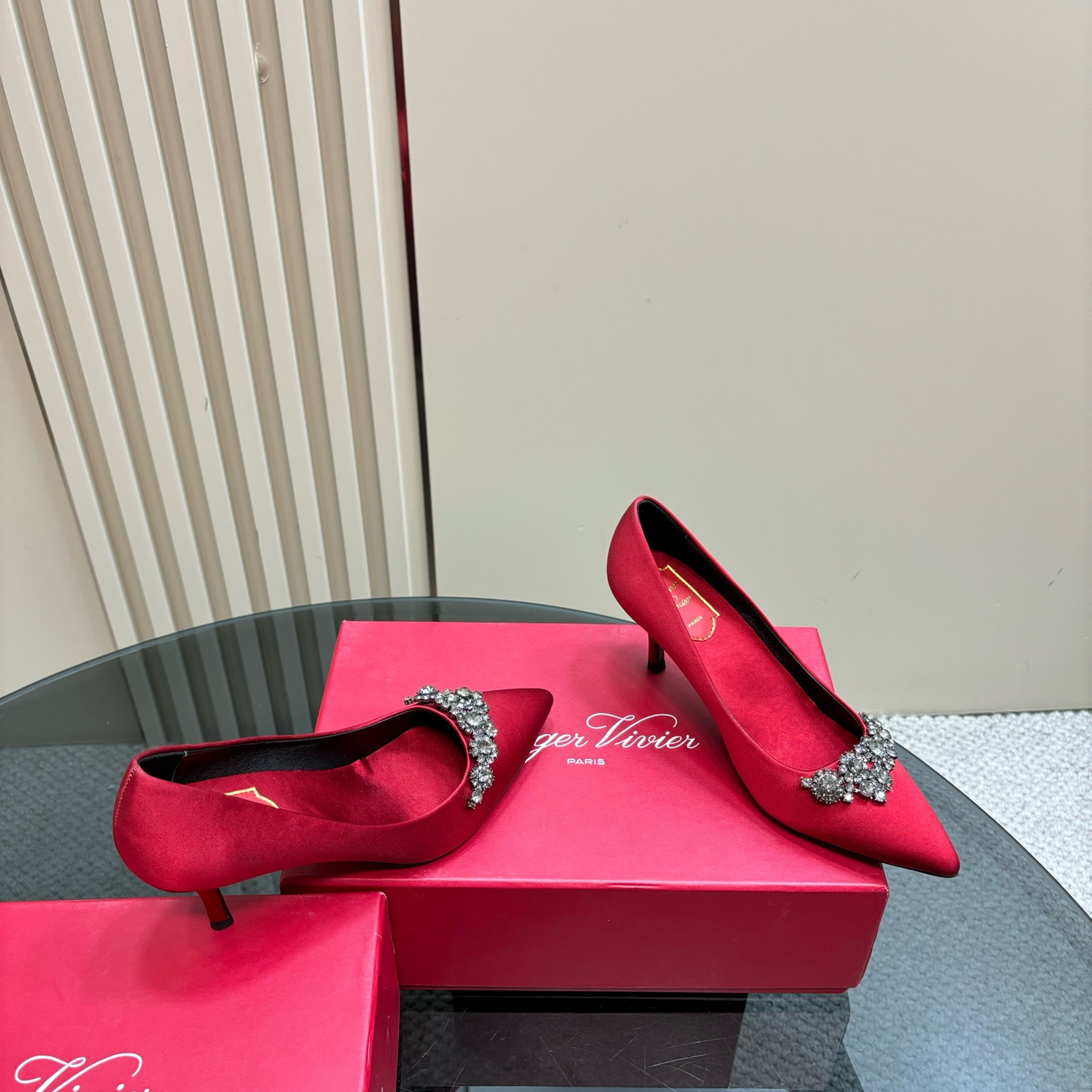 高仿RogerVivier*RVW5025水鑽尖頭高踭鞋紅色8.5CM免檢版