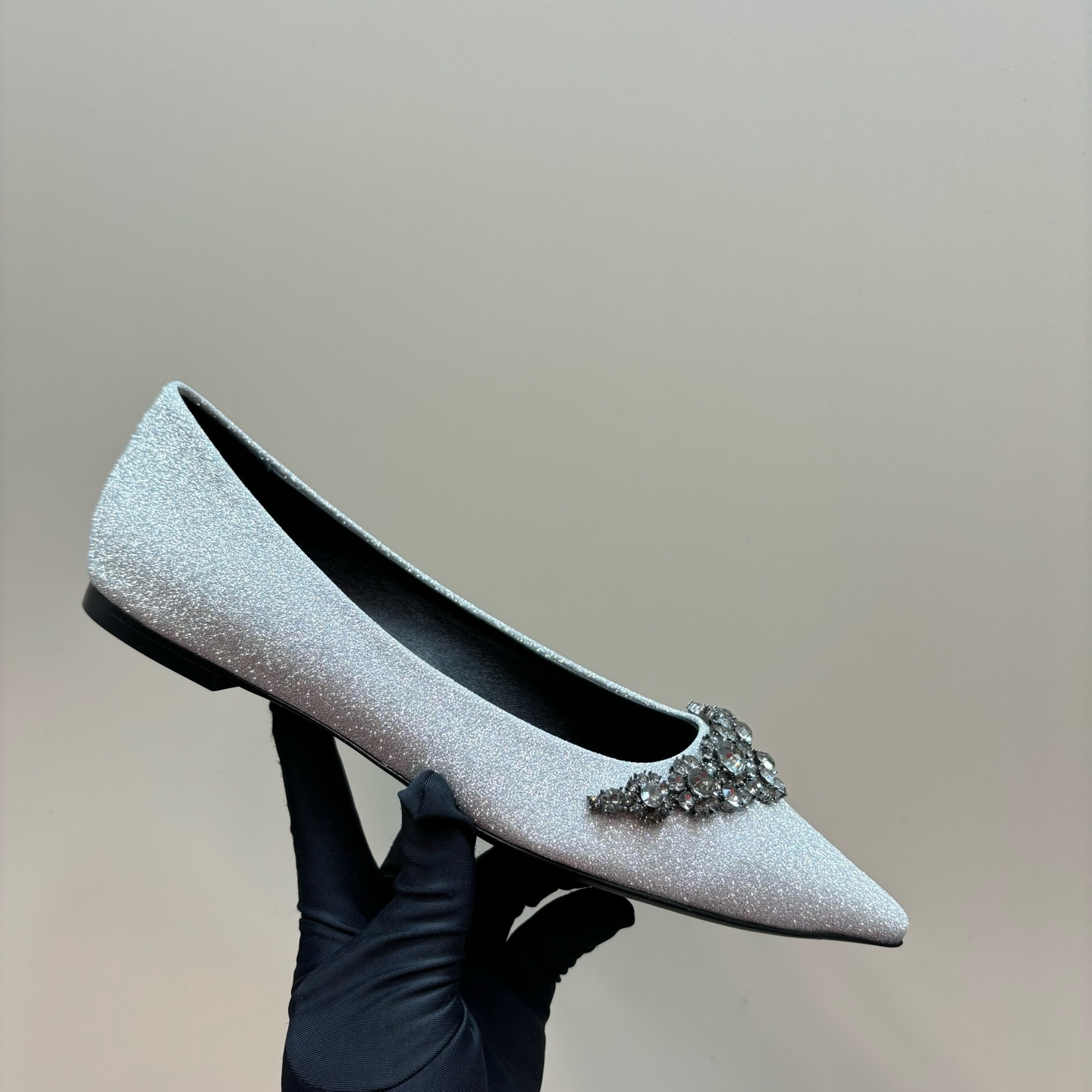高仿RogerVivier*RVW5022水鑽尖頭平底鞋灰色免檢版