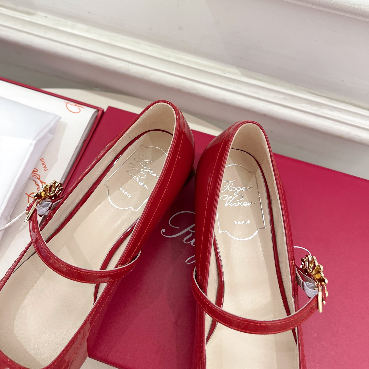 高仿RogerVivier*RVW5404瑪麗珍鞋紅色3CM免檢版