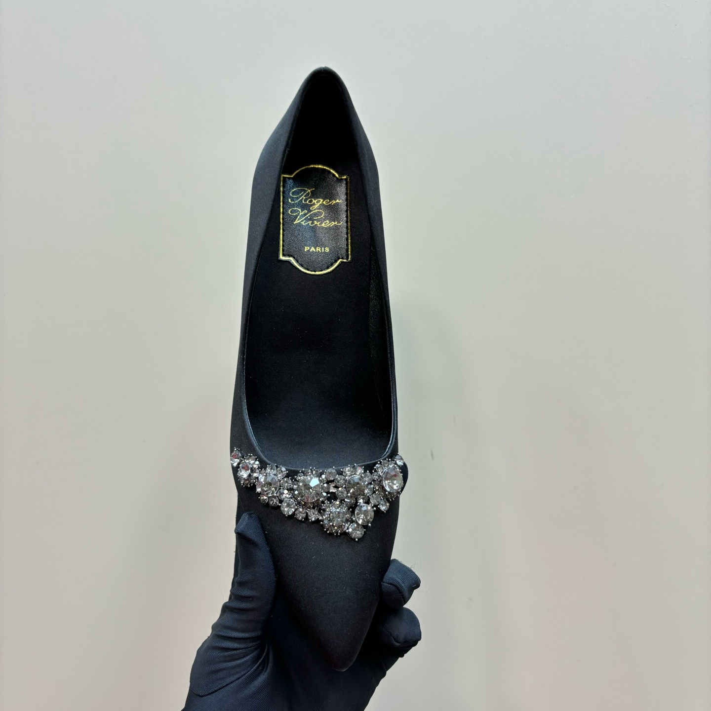 高仿RogerVivier*RVW5023水鑽尖頭高踭鞋黑色8.5CM免檢版