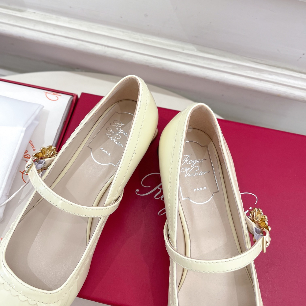 高仿RogerVivier*RVW5406瑪麗珍鞋白色3CM免檢版