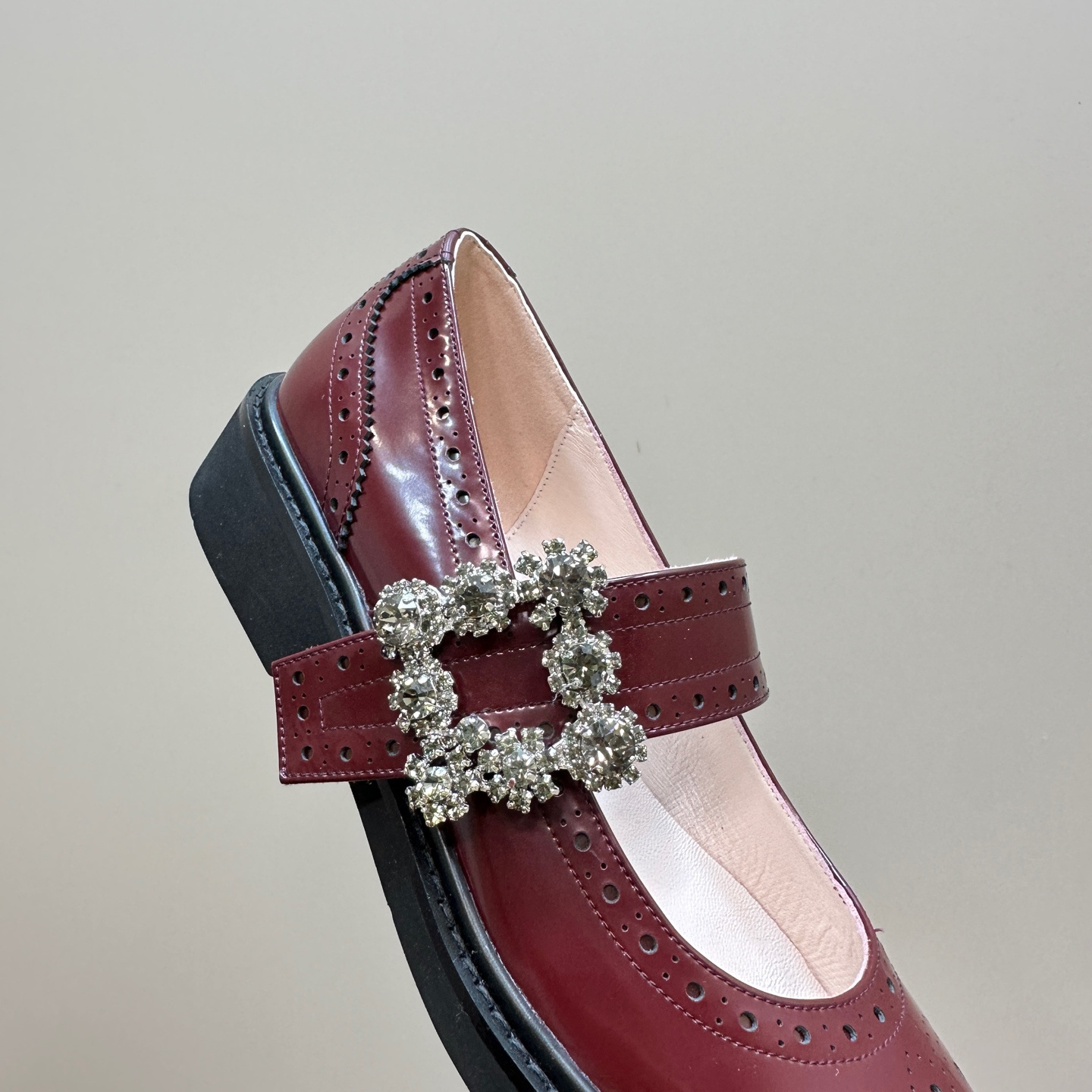 高仿RogerVivier*RVW5485鑽扣粗跟瑪麗珍鞋紅色3CM免檢版