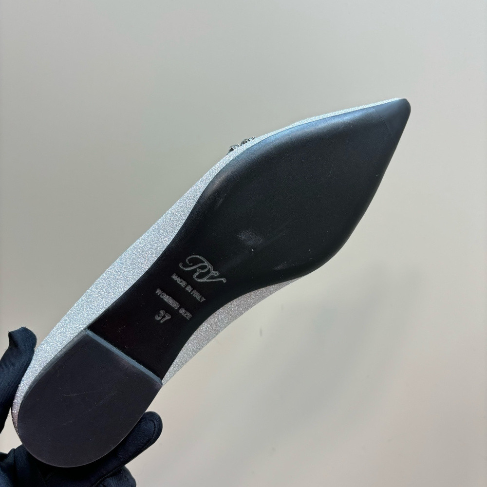 高仿RogerVivier*RVW5022水鑽尖頭平底鞋灰色免檢版