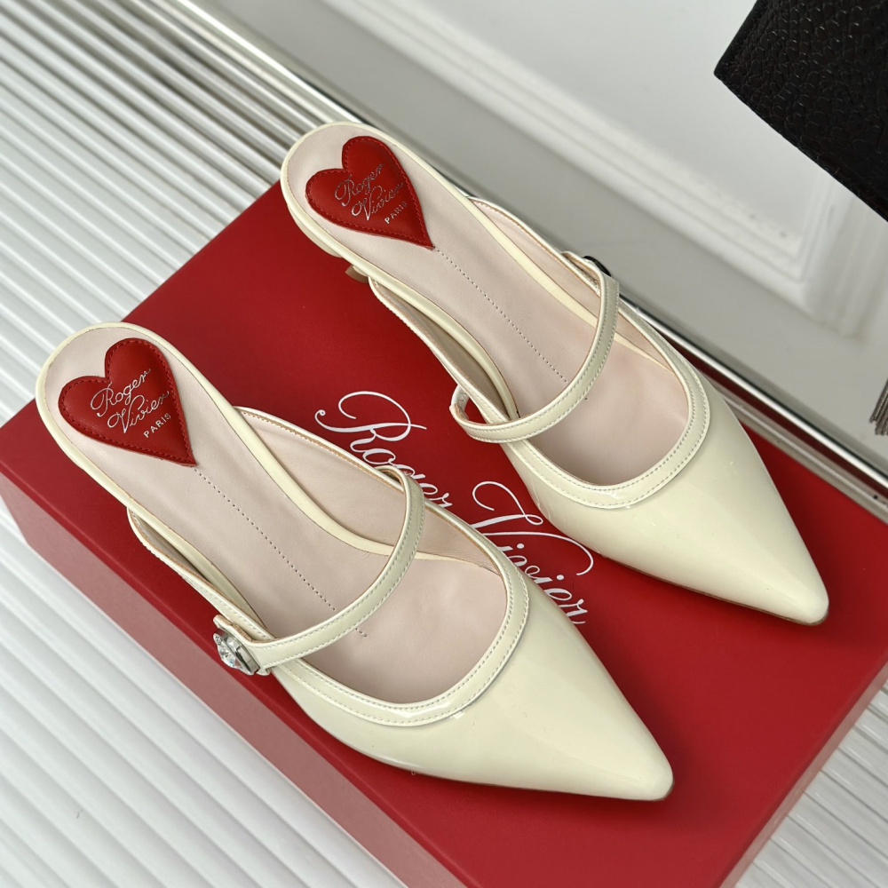 高仿RogerVivier*RVW6385尖頭鑽扣拖鞋裸色5.6CM免檢版