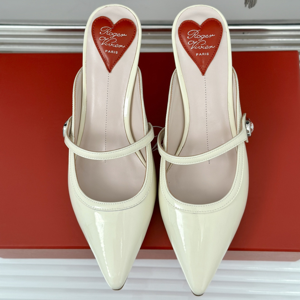 高仿RogerVivier*RVW6385尖頭鑽扣拖鞋裸色5.6CM免檢版