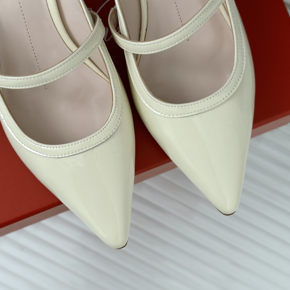 高仿RogerVivier*RVW6385尖頭鑽扣拖鞋裸色5.6CM免檢版