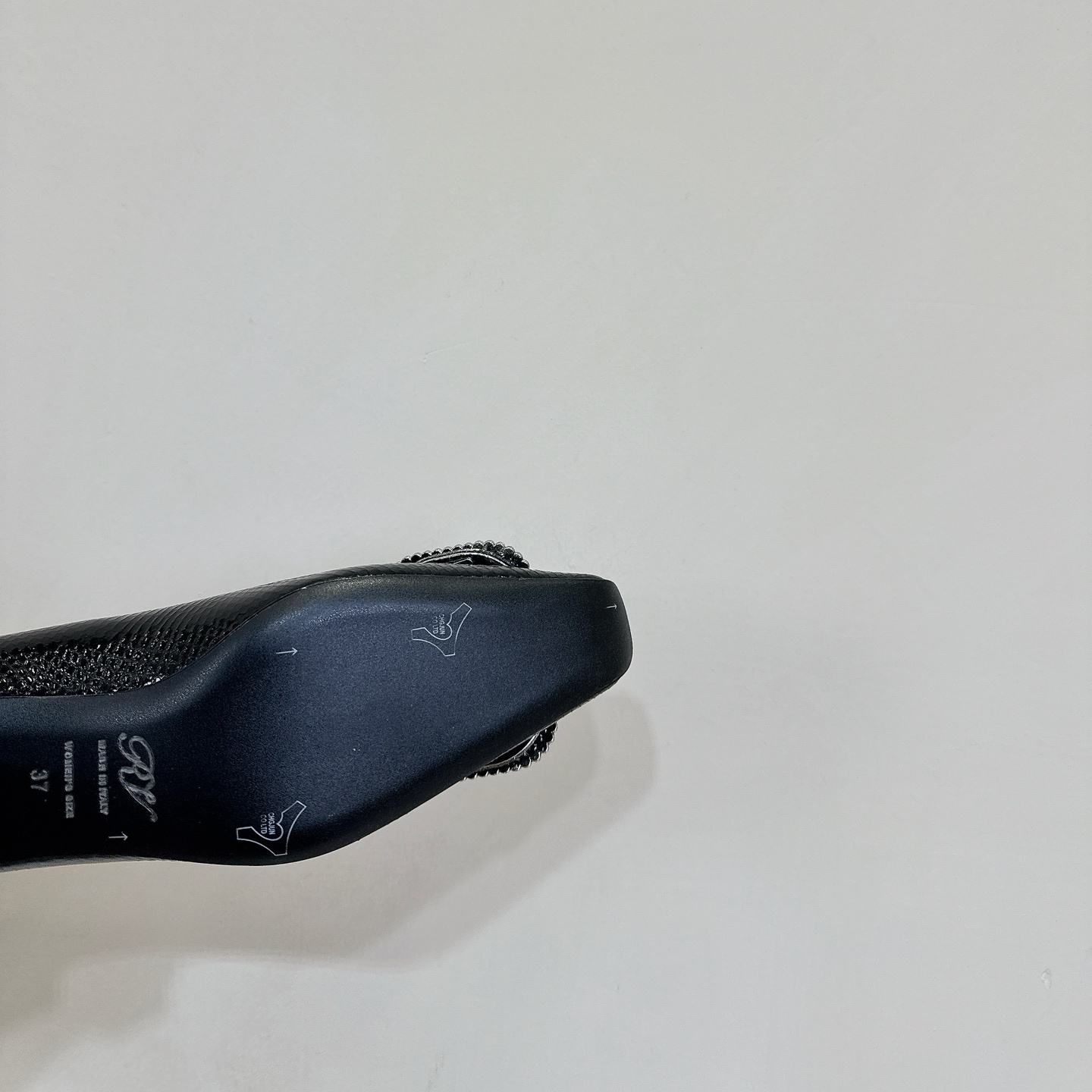 高仿RogerVivier*RVW0063水鑽中踭鞋蛇紋黑色4.5CM免檢版