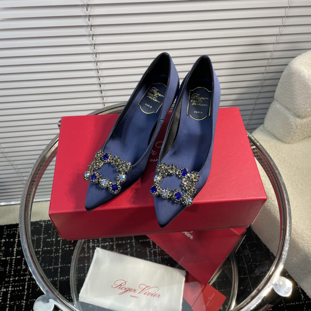 高仿RogerVivier*RVW4145水鑽真絲高踭鞋藍色6.5CM免檢版