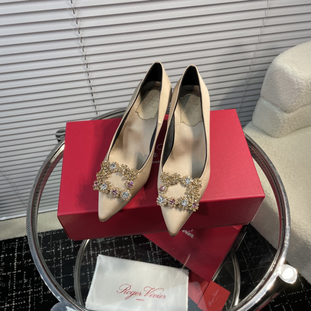 高仿RogerVivier*RVW4142水鑽真絲高踭鞋銅色6.5CM免檢版
