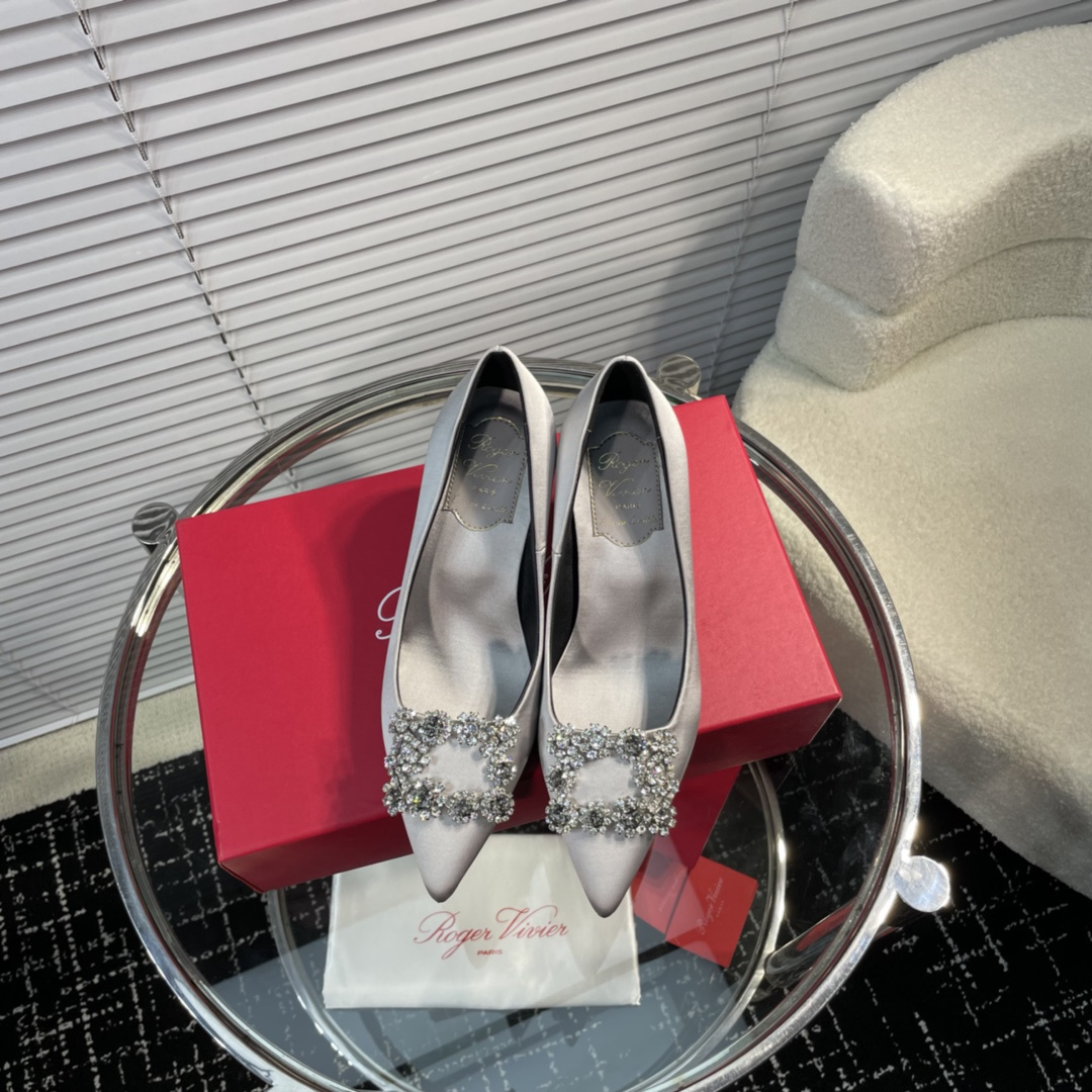 高仿RogerVivier*RVW4144水鑽真絲高踭鞋銀色6.5CM免檢版