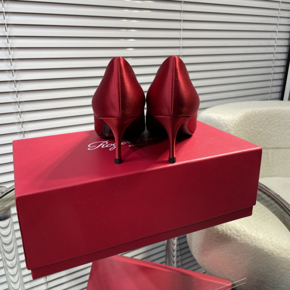 高仿RogerVivier*RVW4143水鑽真絲高踭鞋紅色6.5CM免檢版