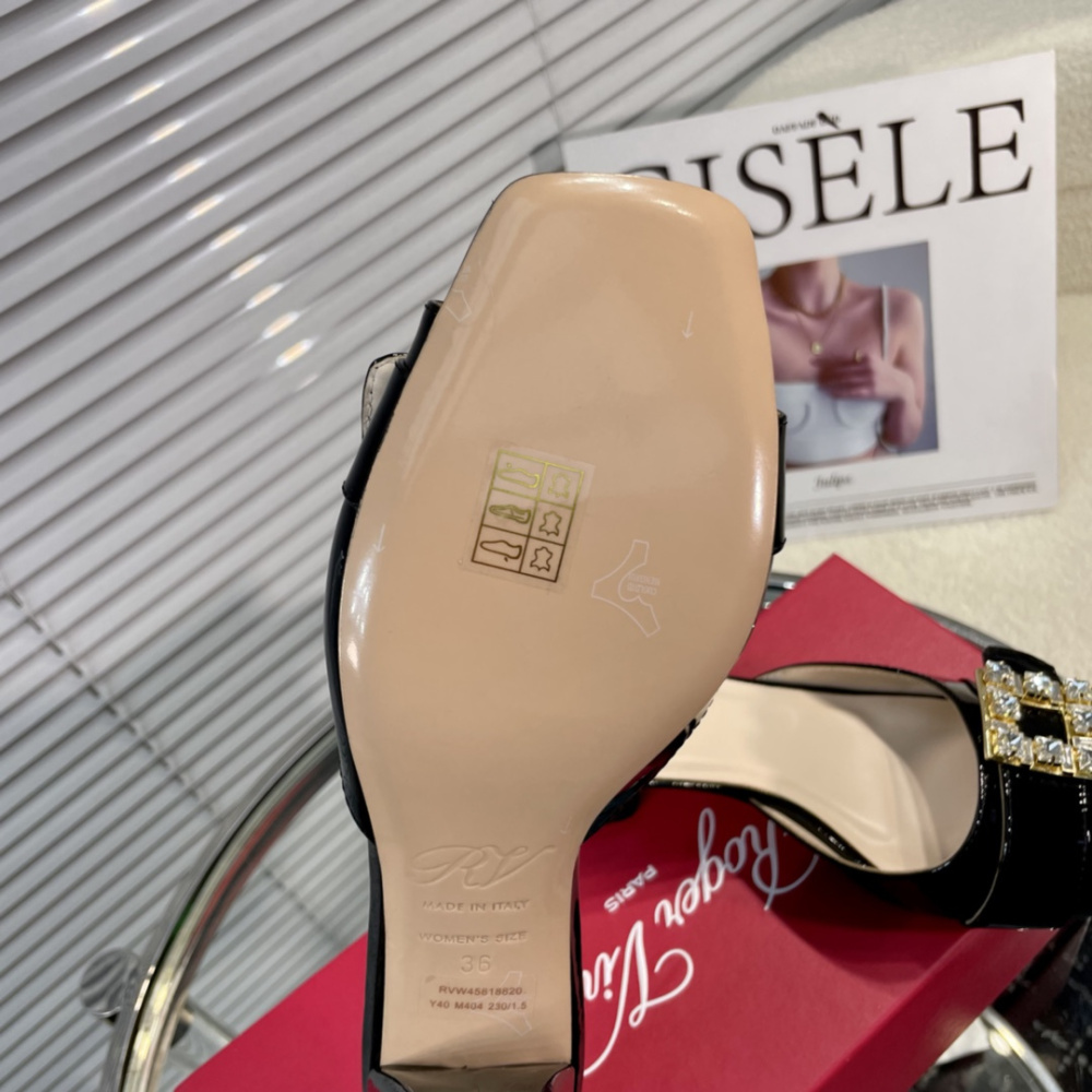 高仿RogerVivier*RVW5364鑽扣一字拖鞋漆皮黑色4.5CM免檢版