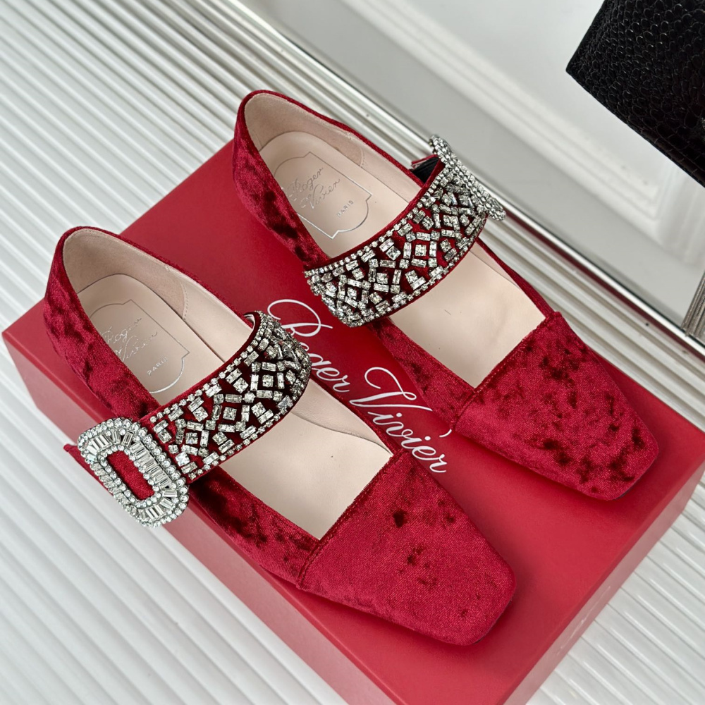 高仿RogerVivier*RVW0076絨面瑪麗珍鞋紅色1.5CM免檢版