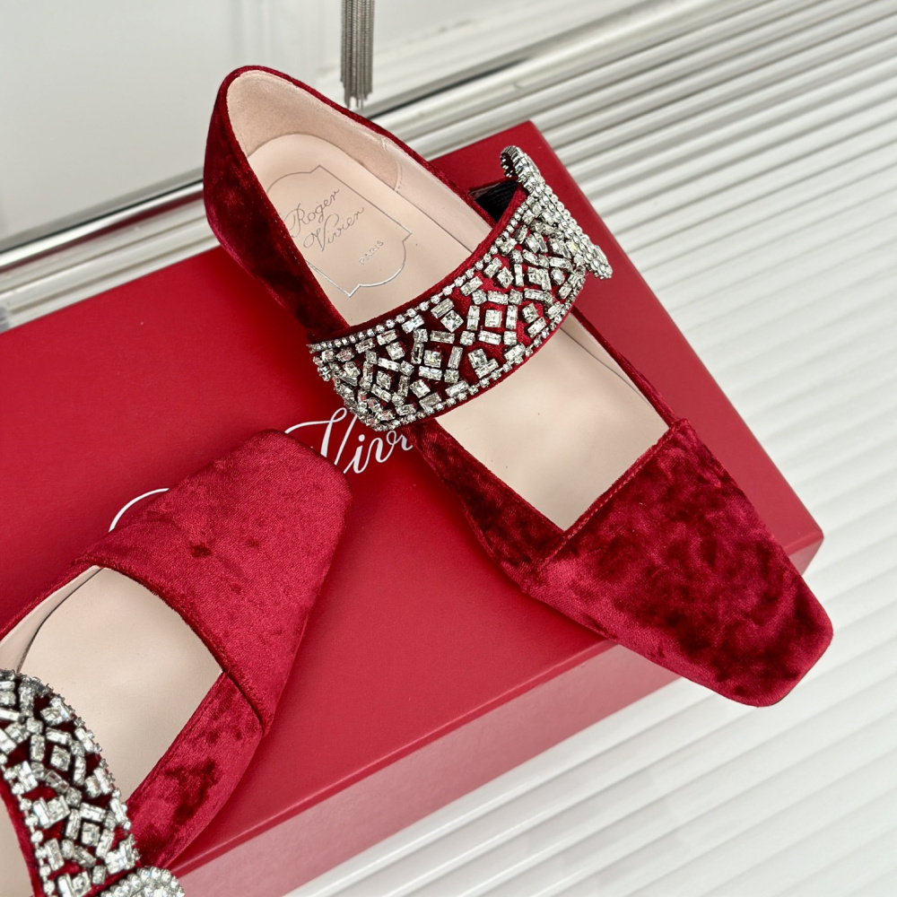 高仿RogerVivier*RVW0076絨面瑪麗珍鞋紅色1.5CM免檢版